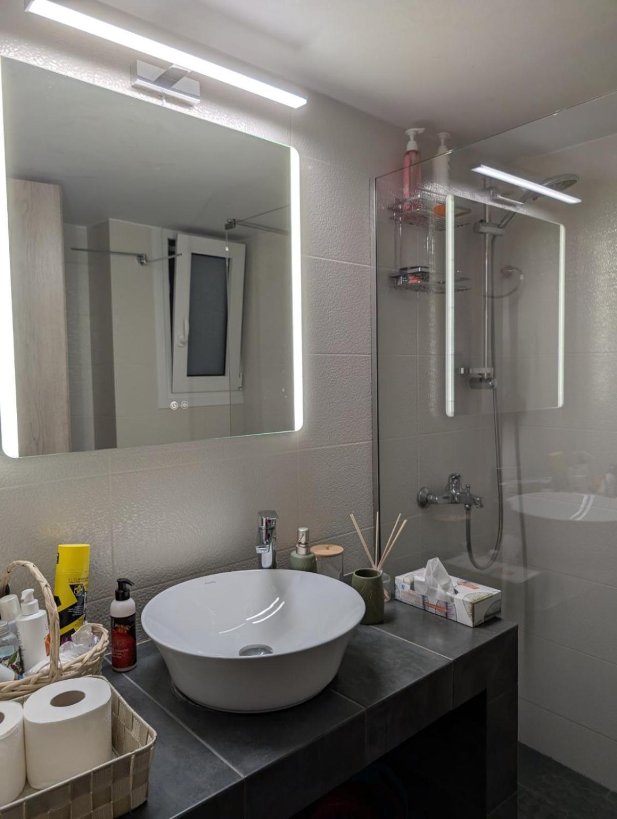 Luxury & Spacious Apartment In Atene Esterno foto